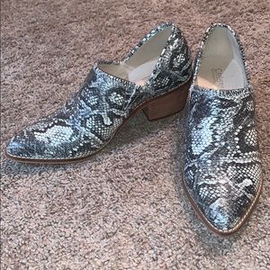 NEW catherine snake skin loafers